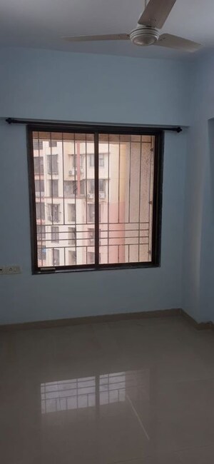 Room in 2 BHK Apartment at Hubtown Akruti Orchid Park, Sakinaka – for Rent