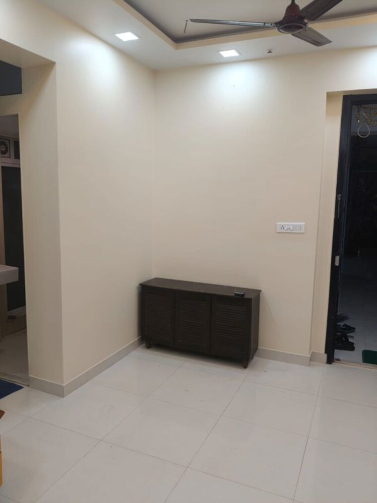 Room, ashar-edge 1 Bedroom 420 Sq.Ft. Apartment In Pokhran Road No Two Thane 10765860