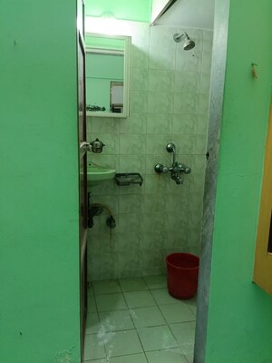 Bathroom in 2 BHK Builder Floor at Aalay Apartment, Goregaon East – for Rent