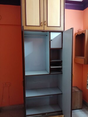 Furnished Amenities in 2 BHK Builder Floor at Aalay Apartment, Goregaon East – for Rent