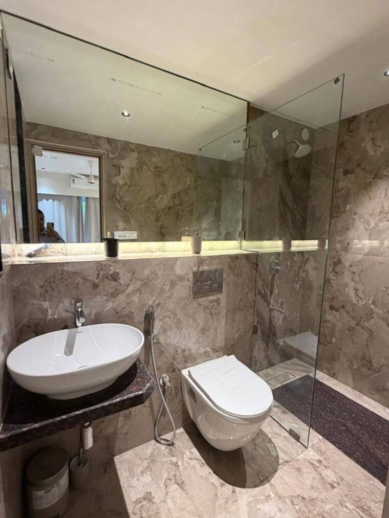 Bathroom, mount-marry-apartments 2 Bedroom 1000 Sq.Ft. Apartment In Bandra West Mumbai 10765865