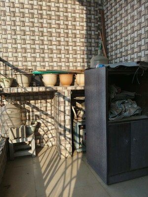 Living Room in 2 BHK Builder Floor at Vaishali Sector 5 – for Rent