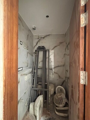 Bathroom in 4 BHK Builder Floor at Rohini Sector 16 – for Sale