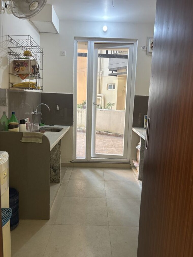 Kitchen, ratan khand 5 Bedroom 2535 Sq.Ft. Apartment In Ratan Khand Lucknow 10765889