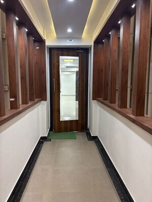 5 BHK Apartment – Entrance View at Ratan Khand - for Sale
