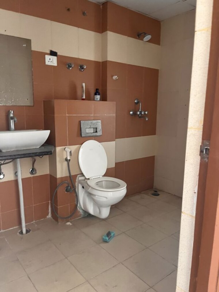 Team Area, mahagun-my-woods 3 Bedroom 1545 Sq.Ft. Apartment In Sector 16c Greater Noida Greater Noida 10765911