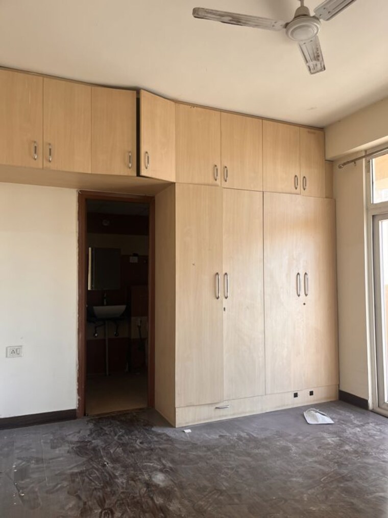 Room, mahagun-my-woods 3 Bedroom 1545 Sq.Ft. Apartment In Sector 16c Greater Noida Greater Noida 10765911