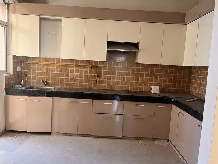 Kitchen, mahagun-my-woods 3 Bedroom 1545 Sq.Ft. Apartment In Sector 16c Greater Noida Greater Noida 10765911