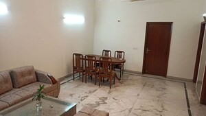 Living Room in 4 BHK Builder Floor at Sector 31 – for Rent