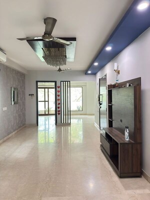 Building Lobby in 3 BHK Builder Floor at Sector 45 – for Rent