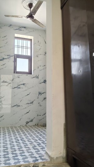  3 BHK Builder Floor at Spring Field, Sector 31 – for Sale