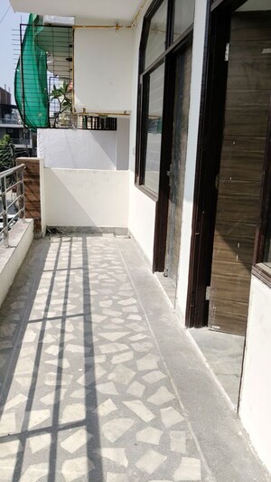 Balcony in 3 BHK Builder Floor at Spring Field, Sector 31 – for Sale