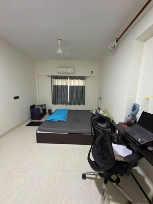 Bedroom in 2 BHK Apartment at Krishna Apartments Andheri West, Andheri West – for Rent