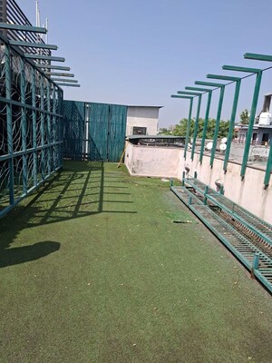 Balcony in 3 BHK Builder Floor at Safdarjung Enclave – for Rent