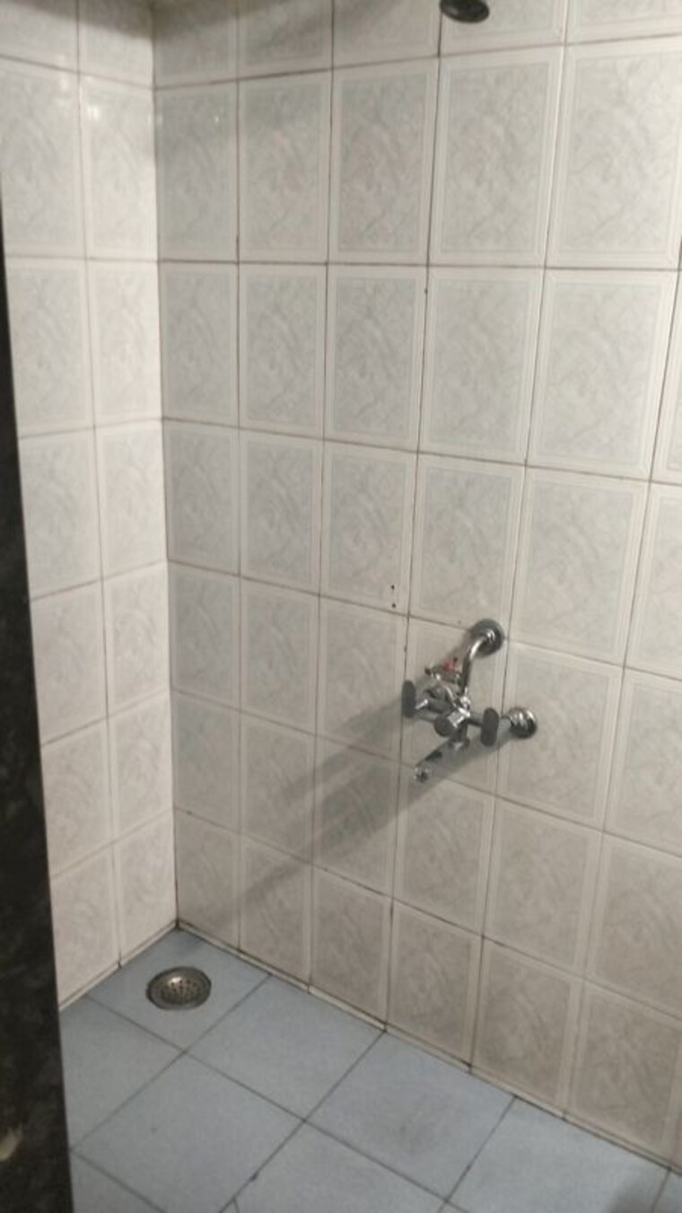 Bathroom, k-p-tower 1 RK 555 Sq.Ft. Apartment In Fatima Nagar Pune 10765943