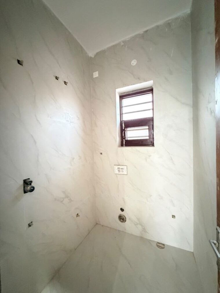 Bathroom, kharar mohali road 3 Bedroom 1000 Sq.Ft. Independent House In Kharar Mohali Road Kharar 10765939