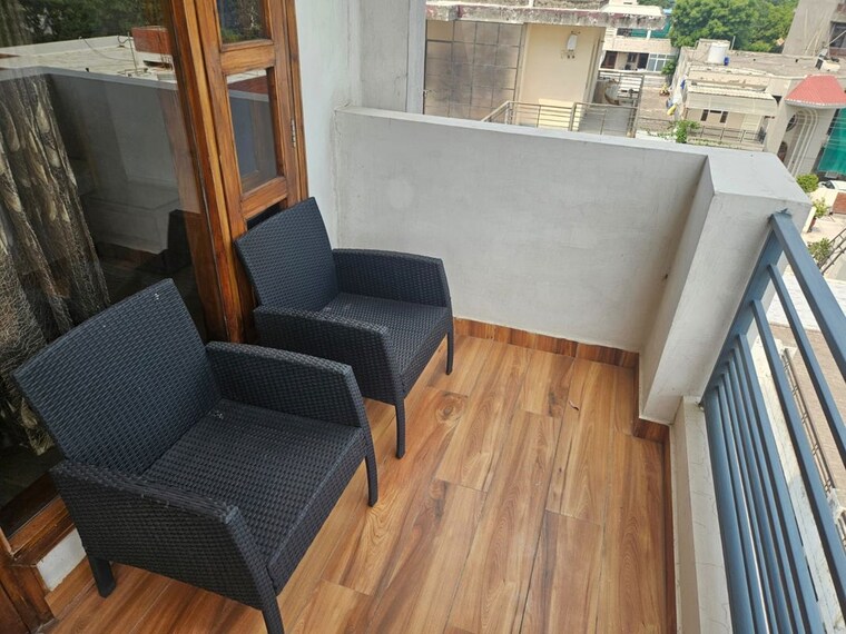 Balcony, sector 10 3 Bedroom 2800 Sq.Ft. Builder Floor In Sector 10 Panchkula 10765942