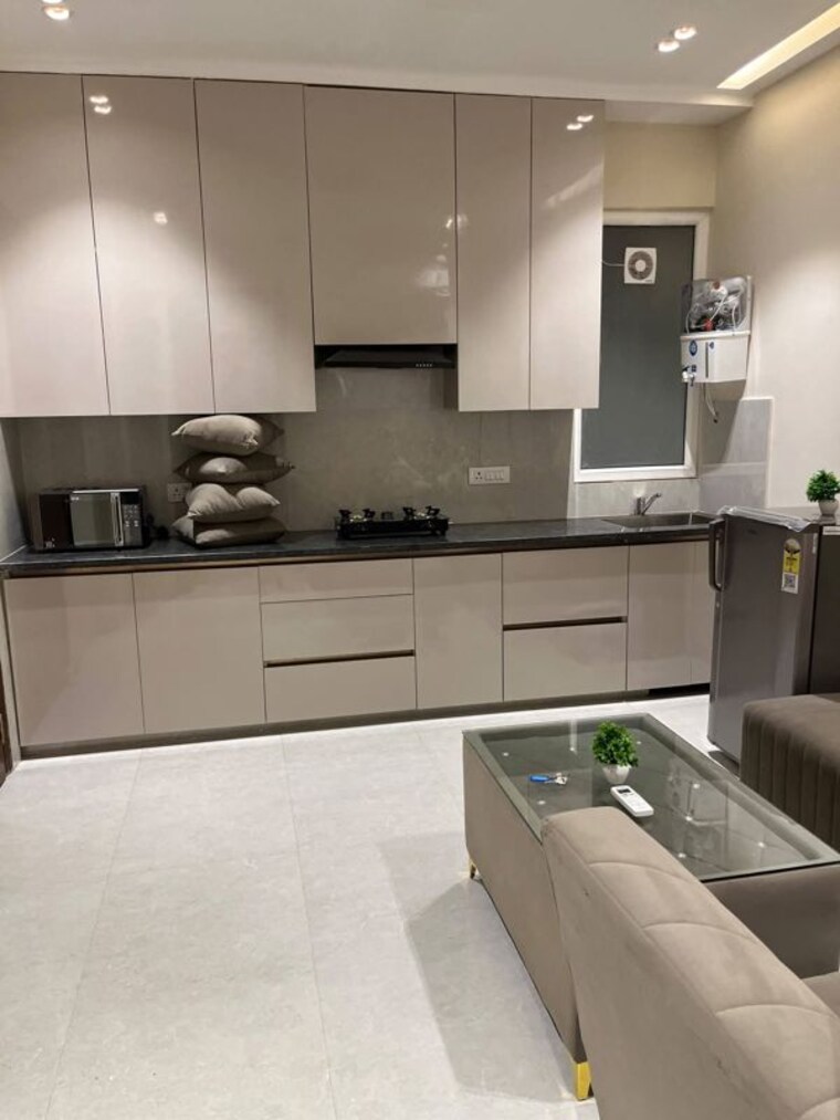 Kitchen, ganga-complex-gurgaon 1 Bedroom 600 Sq.Ft. Builder Floor In Sector 12 Gurgaon 10765967