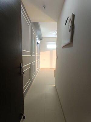 Room in 2 BHK Apartment at Supertech Hues, Sector 68 – for Rent