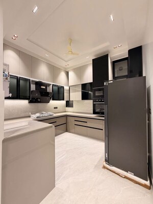 Team Area in 6 BHK Villa at Vaishali Nagar – for Sale