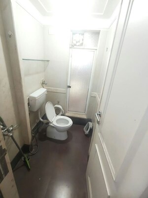 Bathroom in 2 BHK Apartment at Hiranandani Meadows, Manpada – for Rent