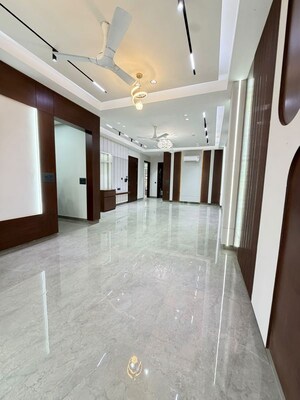 3 BHK Builder Floor For Rent in Sushant Lok I