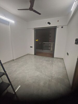 Room in 3 BHK Apartment at Kamalraj Athens, Wakad – for Rent