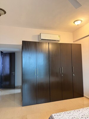 Room in 3 BHK Apartment at Lodha Aria, Parel – for Sale