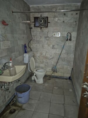 Bathroom in 1 RK Apartment at Mayur Vihar – for Rent