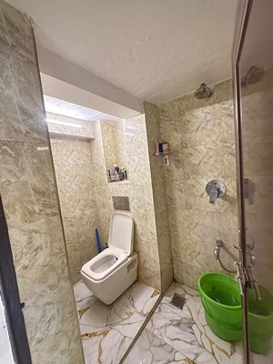 Bathroom in 4 BHK Independent House at Mahmoorganj – for Sale
