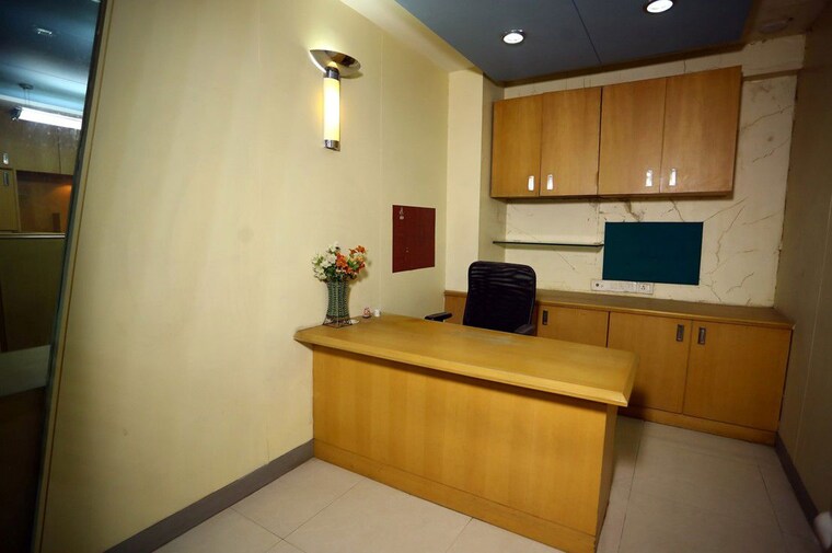 Kitchen, rolex-shopping-center Commercial Office Space 3470 Sq.Ft. In Goregaon West Mumbai 10766144