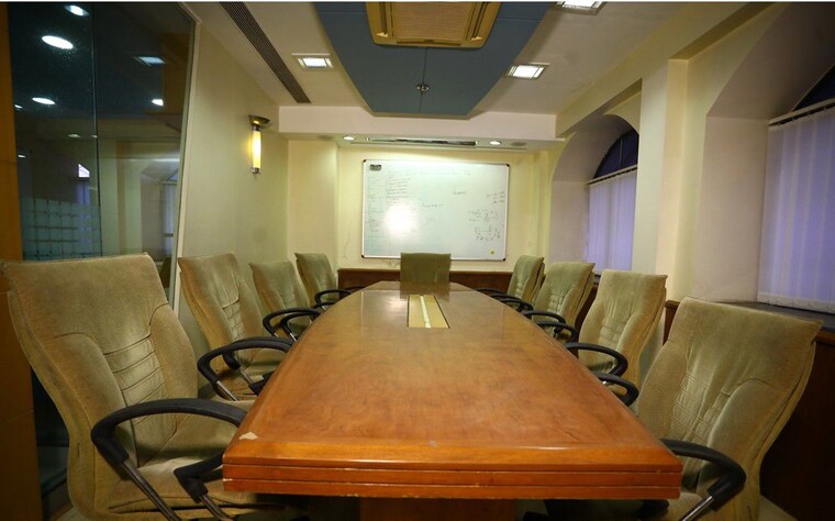 Gym, rolex-shopping-center Commercial Office Space 3470 Sq.Ft. In Goregaon West Mumbai 10766144