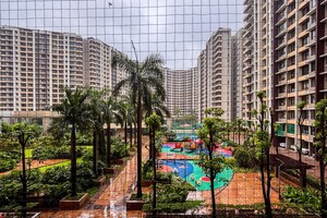 2.5 BHK Apartment – Exterior View View at Kalpataru Aura, Ghatkopar West - for Sale