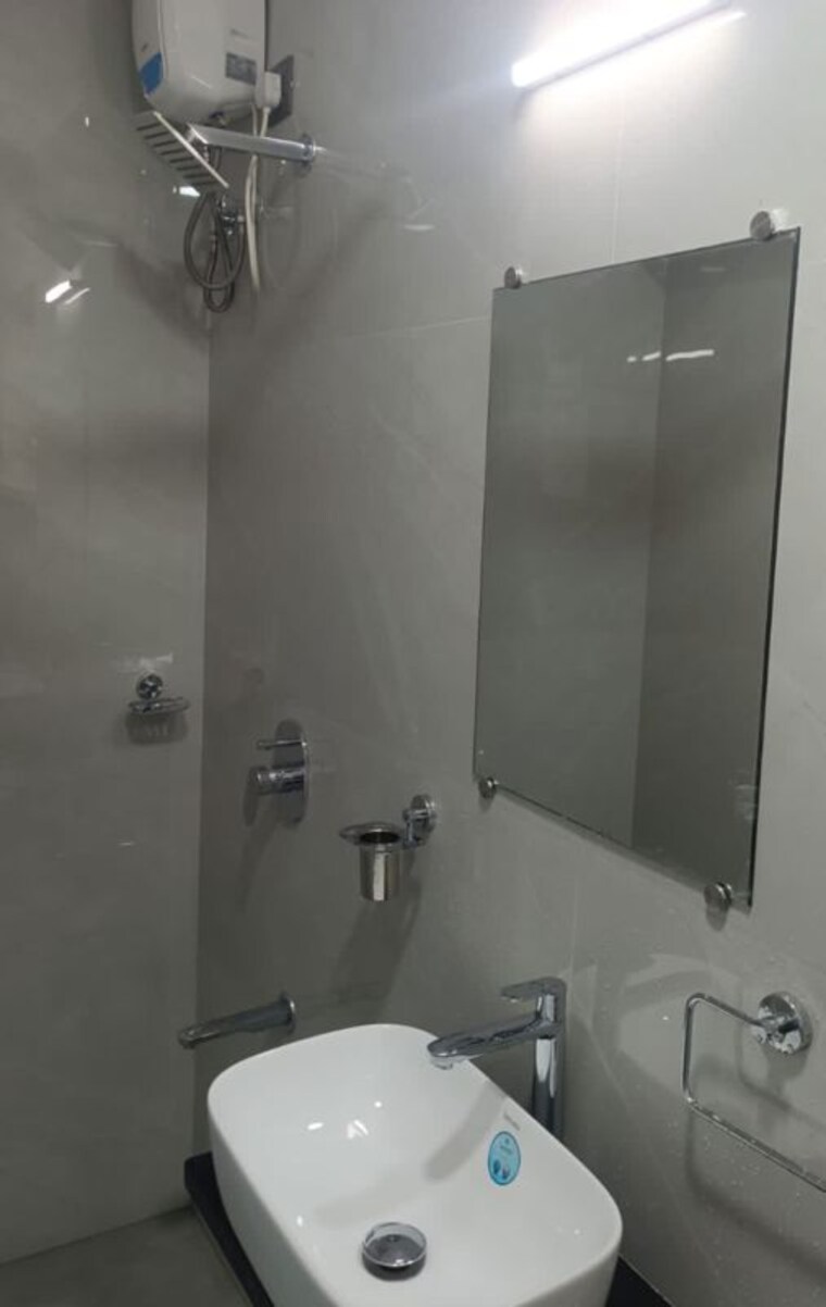 Bathroom, hdil-dheeraj-diamond 2 Bedroom 885 Sq.Ft. Apartment In Malad West Mumbai 10766170