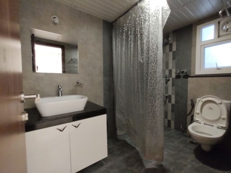 Bathroom, prestige-tranquil 2.5 Bedroom 1390 Sq.Ft. Apartment In Kokapet Hyderabad 10766172
