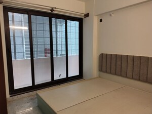 Room in 3 BHK Builder Floor at The Lake View Address, Electronic City Phase I – for Rent