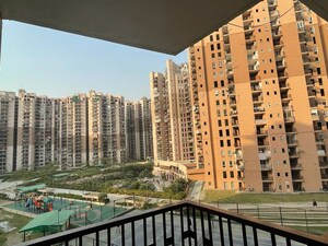 4 BHK Apartment – Exterior View View at Logix Blossom County, Sector 137 - for Sale