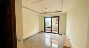 Room in 3 BHK Builder Floor at Sector 57 – for Rent