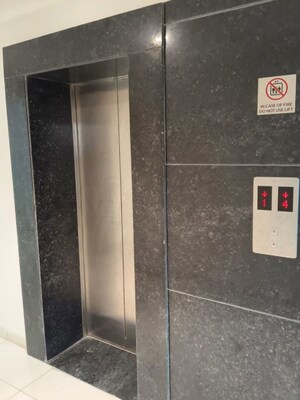 Building Lobby in 1.5 BHK Apartment at Godrej Golf Links Evoke, Sector 27 Yamuna Expressway – for Rent