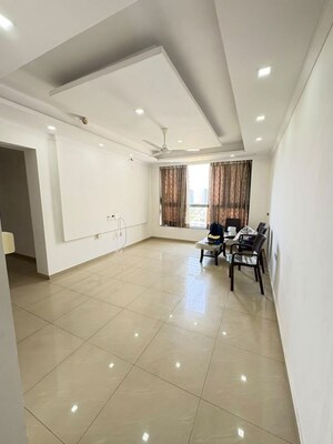 Building Lobby in 3 BHK Apartment at Amanora Future Towers, Hadapsar – for Sale