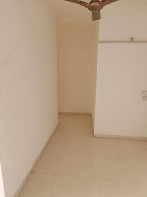 Room in 2 BHK Apartment at Skyrise Apartments, Chembur – for Sale