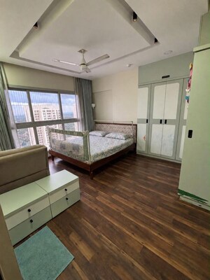 Room in 3 BHK Apartment at Piramal Vaikunth, Balkum Pada – for Sale