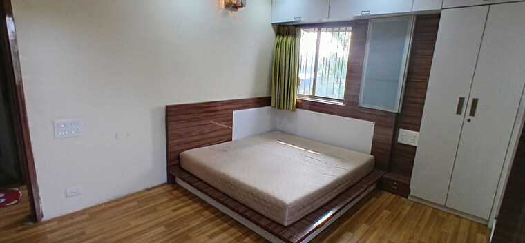 Bedroom, ravetkar-himanshu 2.5 Bedroom 1800 Sq.Ft. Apartment In Karve Road Pune 10766322