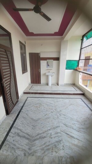 Building Lobby in 3 BHK Builder Floor at Shastri Nagar – for Rent