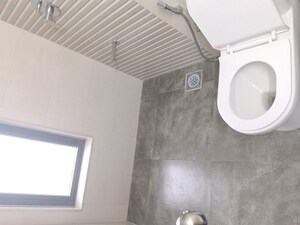 Bathroom in 3 BHK Apartment at Kalpataru Parkcity Eternia, Kolshet Road – for Rent