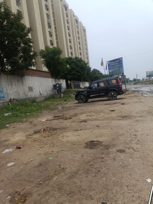  Apartment For Sale in Patrakar Colony