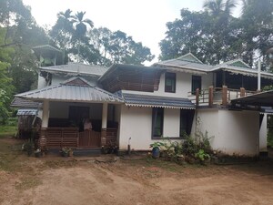  Independent House For Sale in Nedumangad