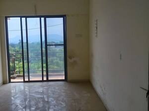 Room in  Apartment at Shirdhon – for Sale