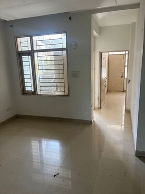 Room in 2 BHK Apartment at Mona Greens, Ghazipur – for Rent