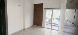 Room in 3 BHK Apartment at Panchsheel Pratistha, Sector 75 – for Rent